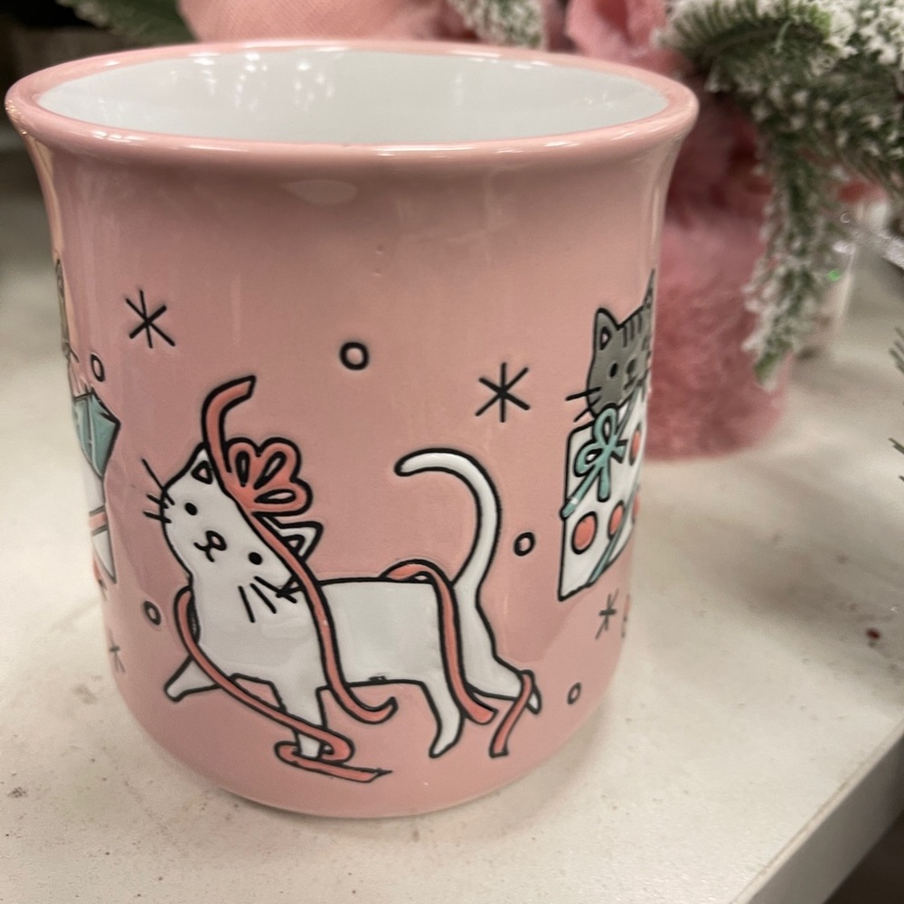 Clementine Pink Christmas Cats White & Gray Tabby Cats & Gifts Ceramic Mug NEW